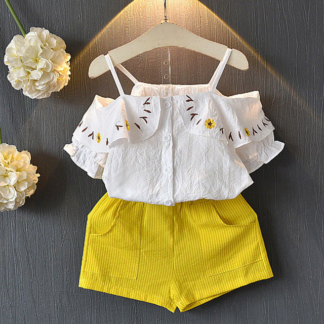 Girl T-Shirt & Shorts Suit