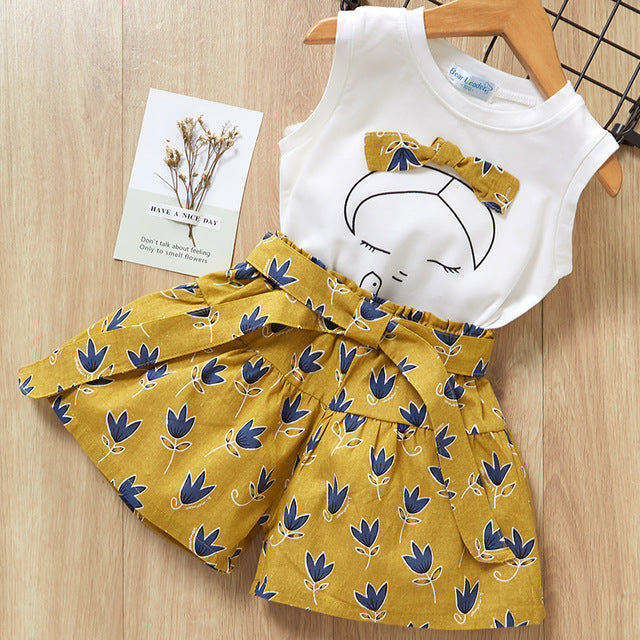 Girl T-Shirt & Shorts Suit