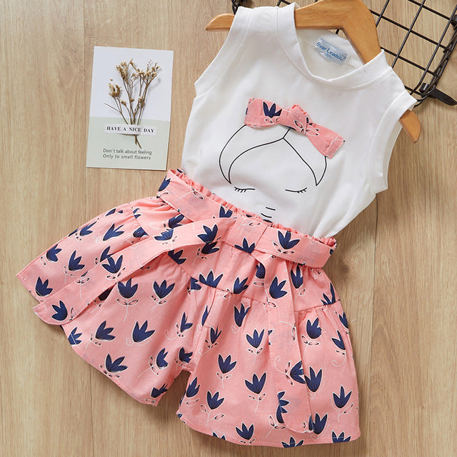 Girl T-Shirt & Shorts Suit