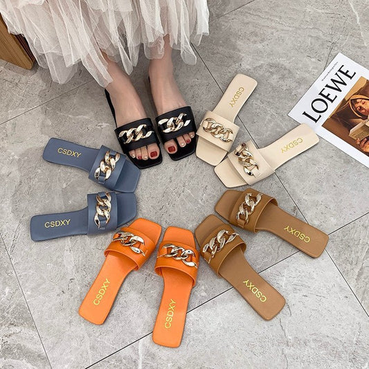 Flat Bottom Fashionable Metal Buckle Slippers