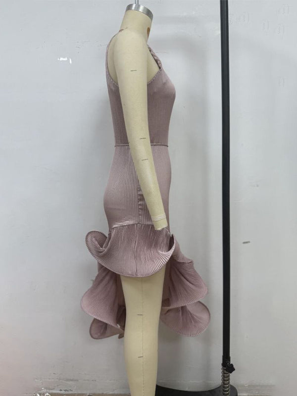 Sexy sleeveless dress with irregular ruffles